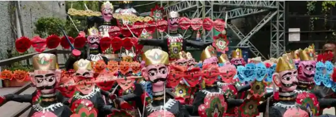 Ravan Effigy Making at Commune Quartex